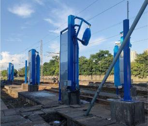 標(biāo)準(zhǔn)版火車自動洗車機(jī)